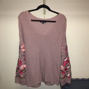 American Eagle Embroidered flower sleeve sweater